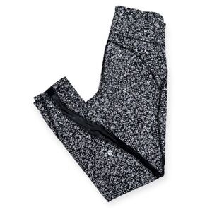 Lululemon Invigorate 7/8 Tight Daisy Dust Alpine Size 6